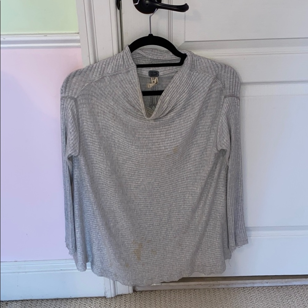 Free People light grey/ blue sweater